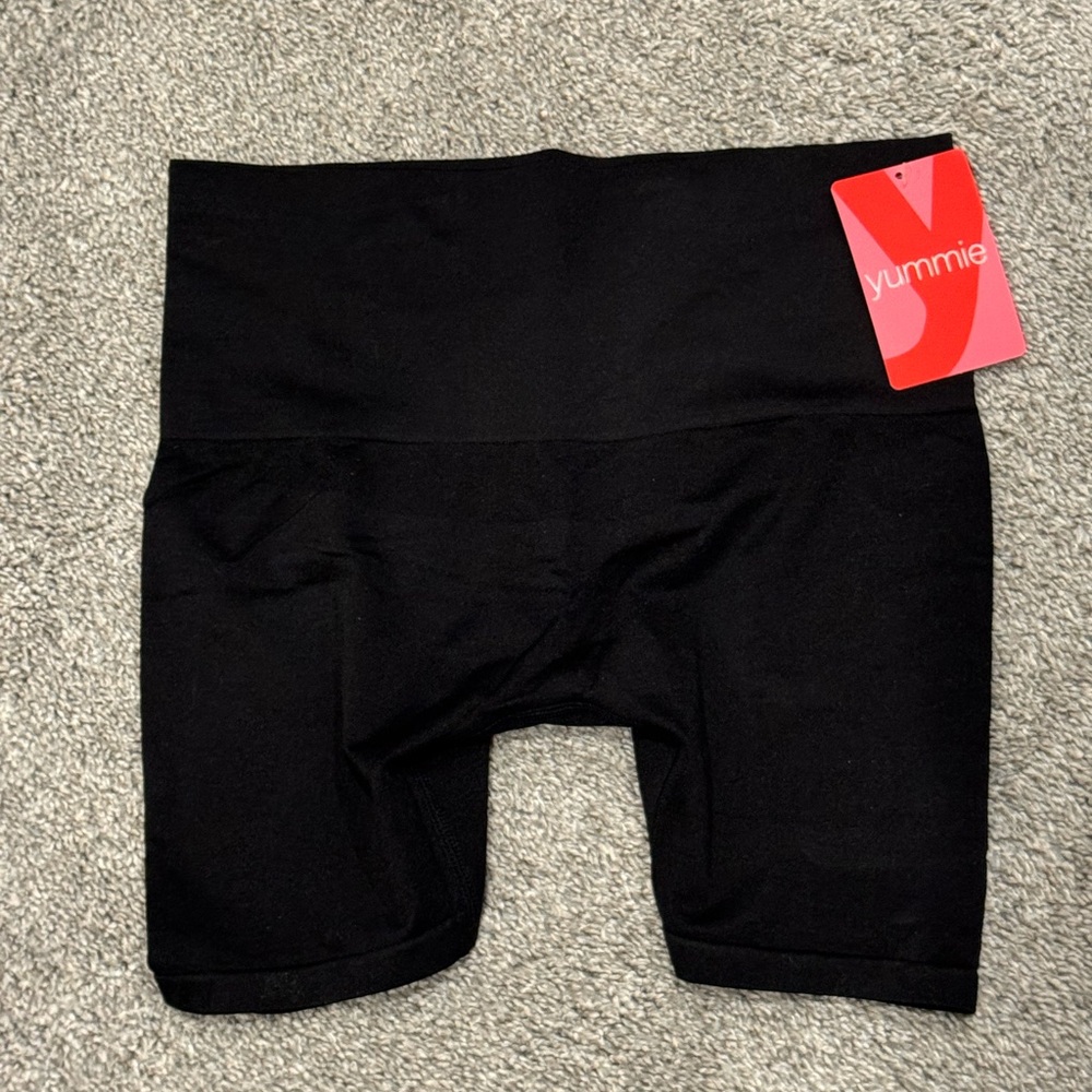 Yummie brand shapewear! NEW WITH TAGS! Mona shaping short.